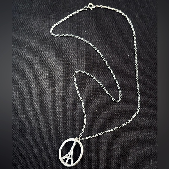 🎁 NWOT Sterling Silver Paris Peace Sign Symbol Necklace New France Adlers - Picture 2 of 5